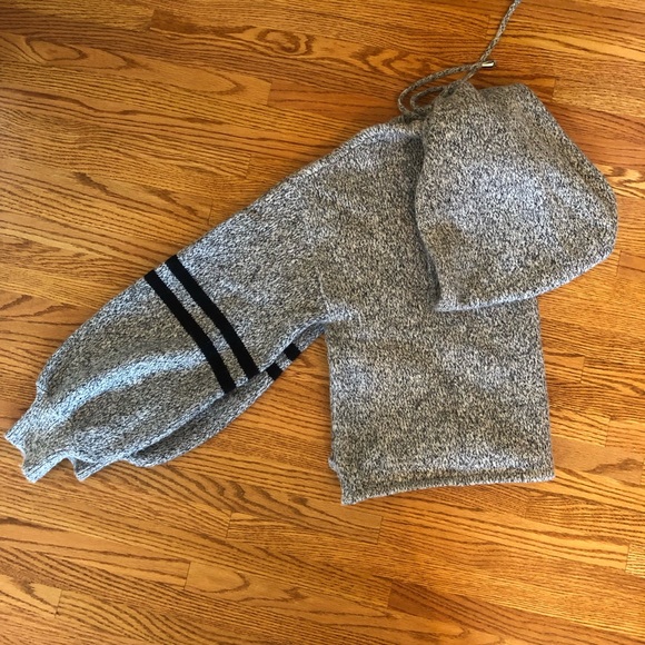 Onzie Varsity Sweater M/L Light Grey - Picture 7 of 10